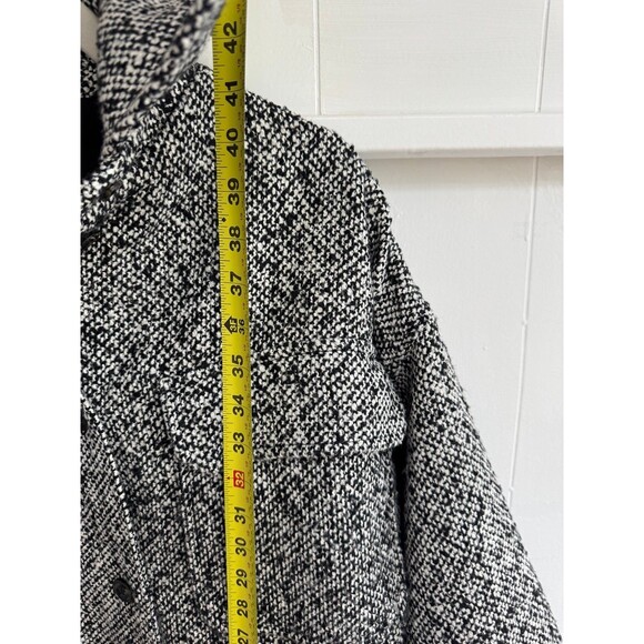 Women’s H&M Long Black White Herringbone Button Up Shacket Jacket Coat Medium - Picture 8 of 11